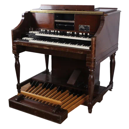 Photo of a 1937 Hammond AB organ
